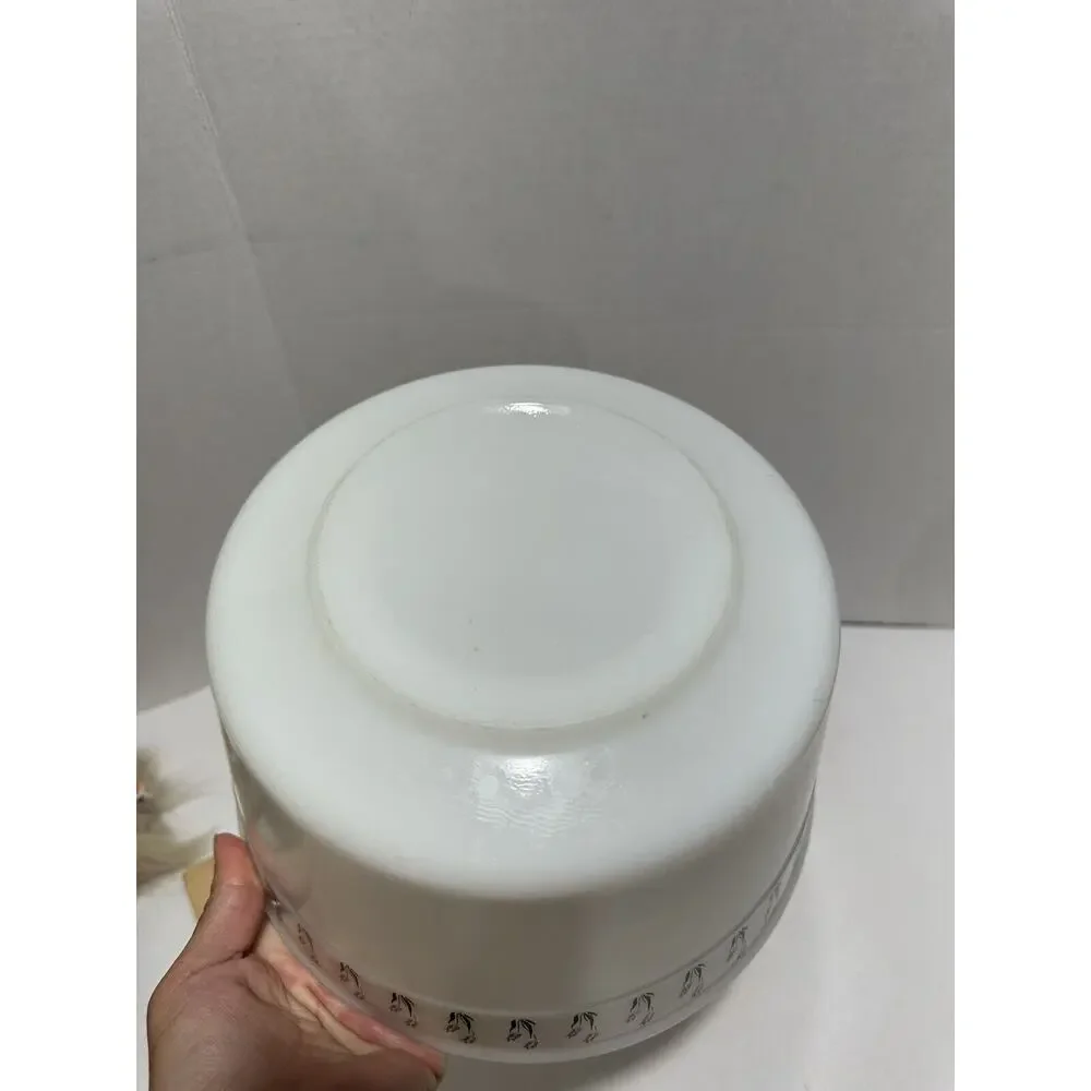 Milk Glass White Mixing Bowl Pour Black Wheat Design Fit Hamilton Beach VTG Rare